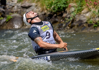 Adam Burgess won C1 silver at the season-opener in La Seu