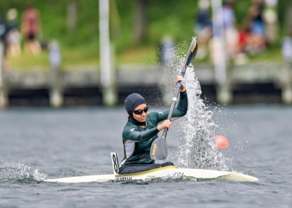 Azza Amman Paddler