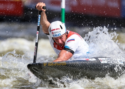 Benjamin Savsek flagbearer Paris 2024 canoe slalom