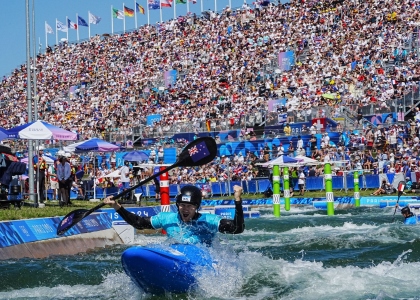 Finn Butcher kayak cross Paris 2024 Olympics gold