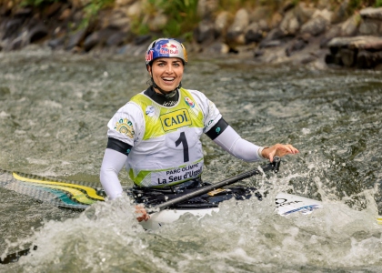 Jessica Fox produced a dominant run for the C1 gold medal