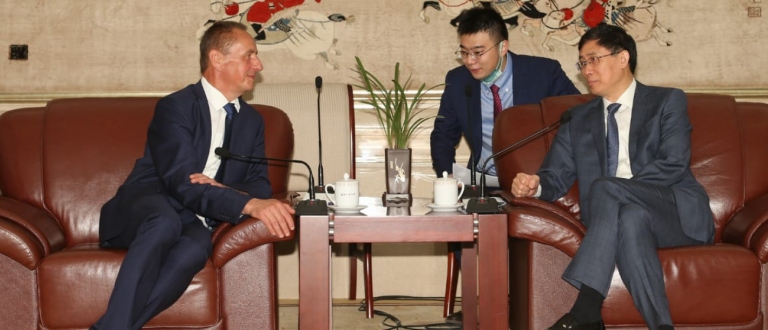 Konietzko Chinese Sport Minister
