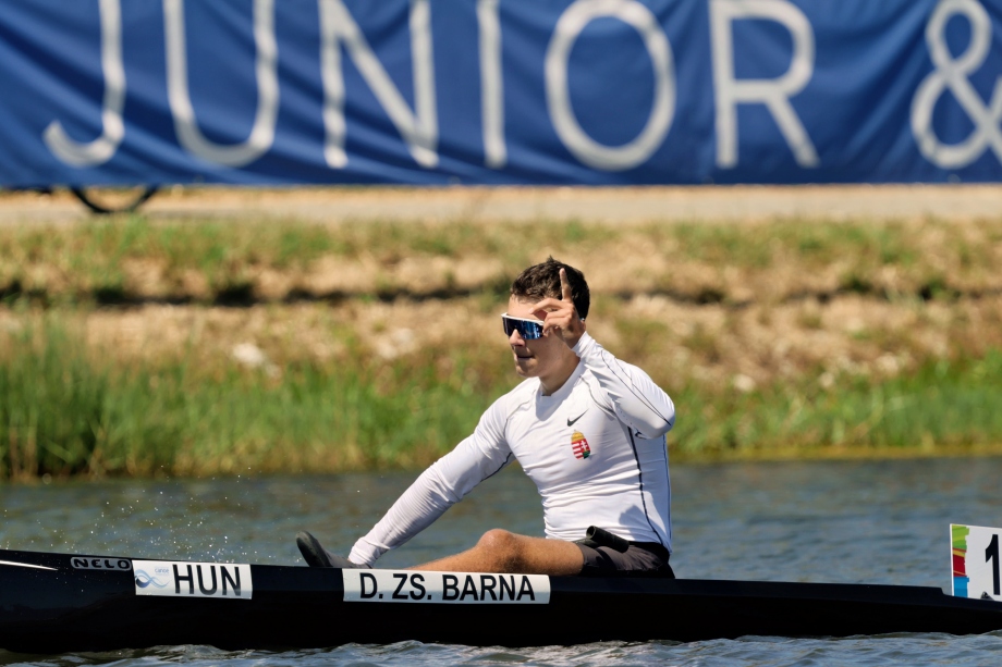 Barna preparing for start line in Halifax David Zsomber Barna Portugal