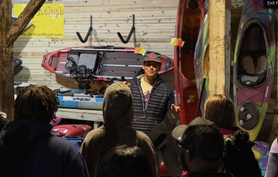 Students taking part in educational programme in Columbus educational programme image