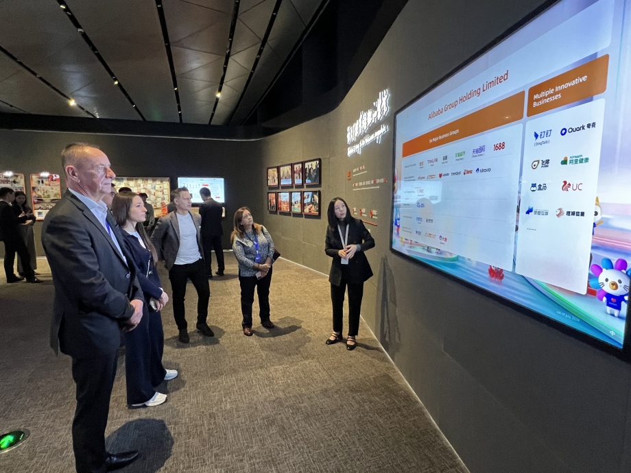 Alibaba Cloud showcased the possibilities of using AI in the sport ICF canoe kayak AI Alibaba Cloud meeting Hangzhou 2025