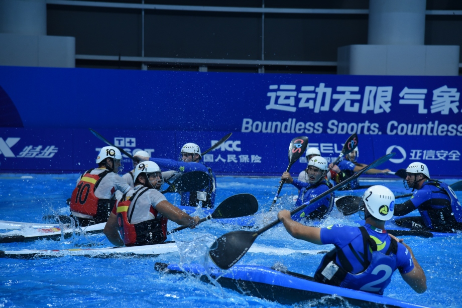 Italy are through to the men's finals in Chengdu