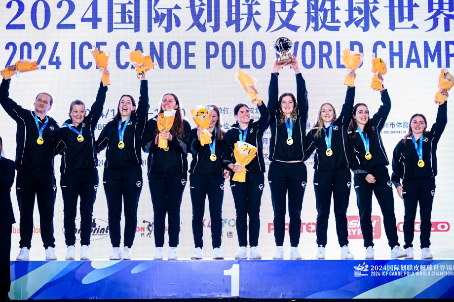 Germany and New Zealand crowned Canoe Polo world champions ICF Planet Canoe