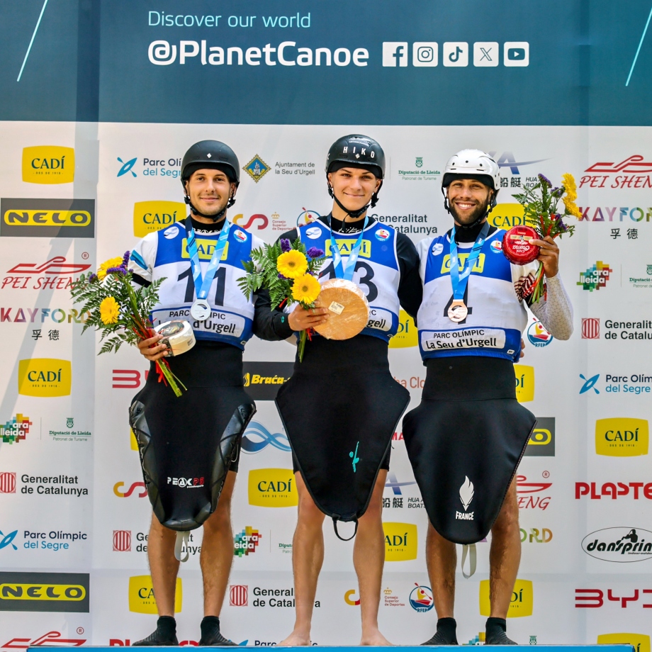 Jonny Dickson won the individual kayak cross gold in La Seu