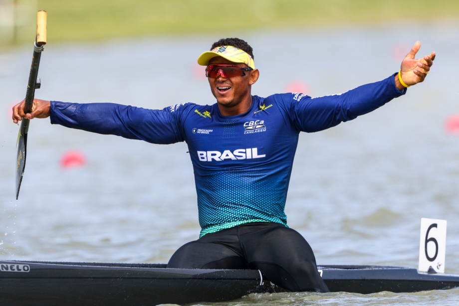 Isaquias Queiroz Canoe Sprint Paris 2024 Olympics
